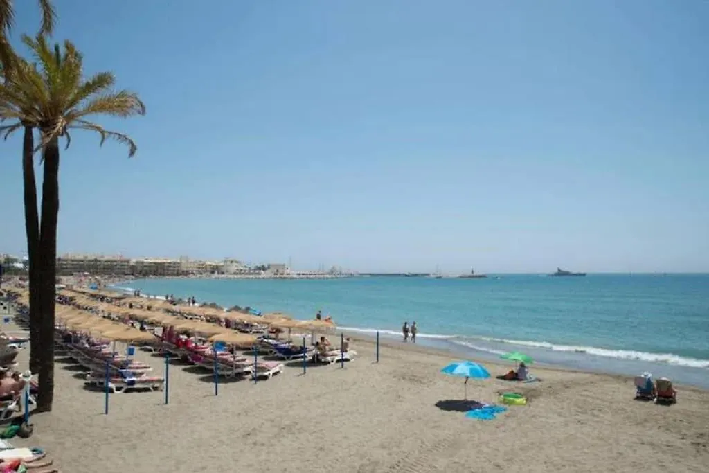 Fantastico Estudio Amplia Terraza Y Vistas Al Mar 贝纳尔马德纳 0*,