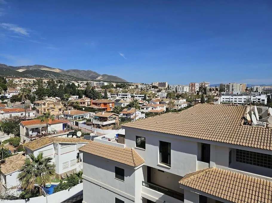 Fantastico Estudio Amplia Terraza Y Vistas Al Mar 贝纳尔马德纳 公寓