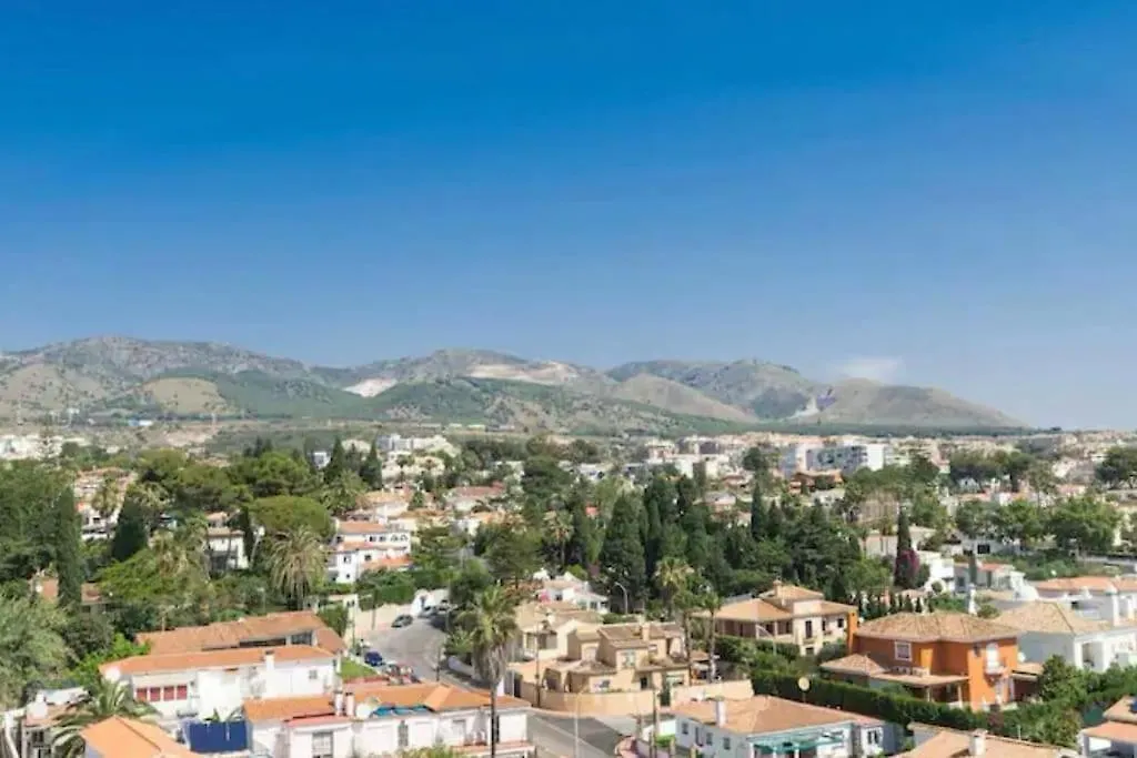 Fantastico Estudio Amplia Terraza Y Vistas Al Mar 贝纳尔马德纳